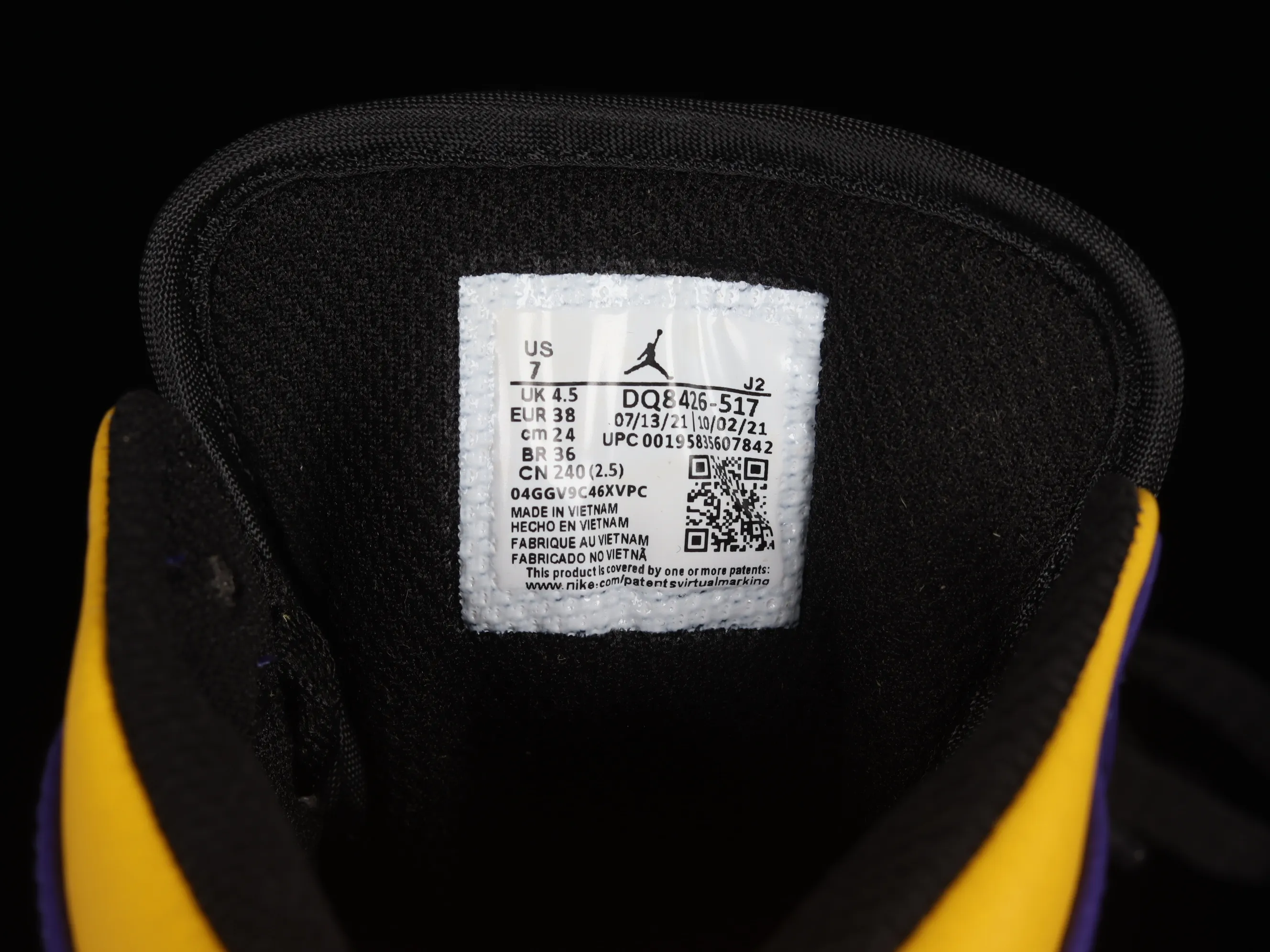 All categories Air Jordan Jordan series basketball shoes Air Jordan 1 Mid Air Jordan 1 Mid "Lakers" AJ1 Joe 1 Lakers color matching Zhongbang basketball shoes DQ8426-517